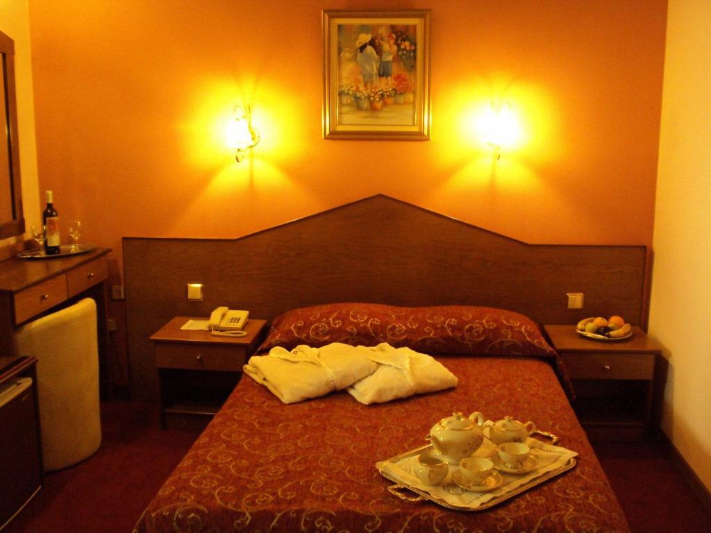 Astoria Hotel Traditional Komotiní Phòng bức ảnh
